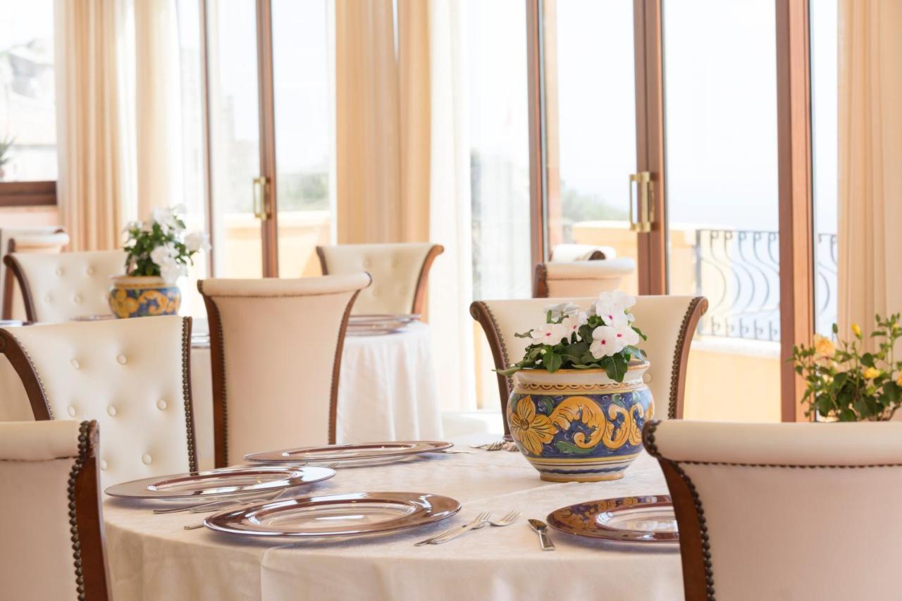 Hotel Sole Castello (Adults Only) Taormina Kültér fotó